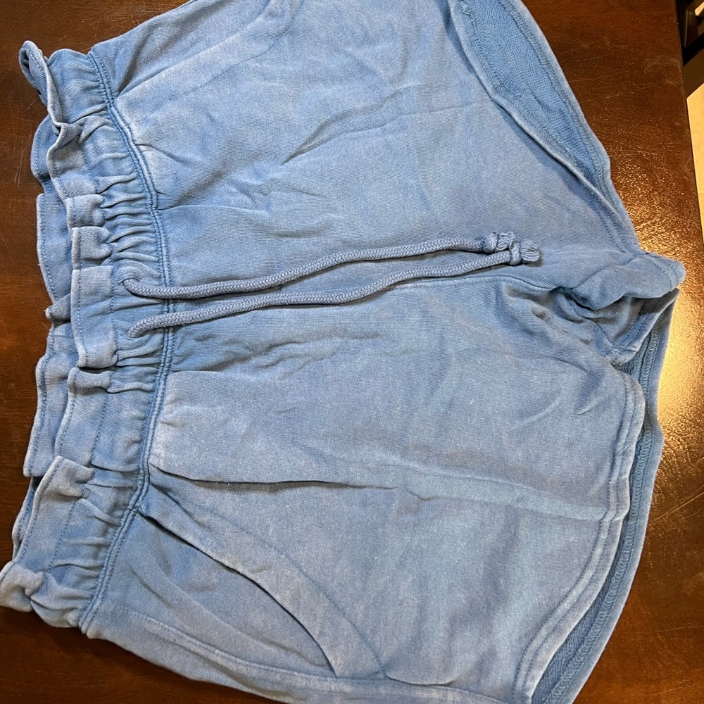 High waisted universal thread (target) shorts, very cute & flattering, worn once